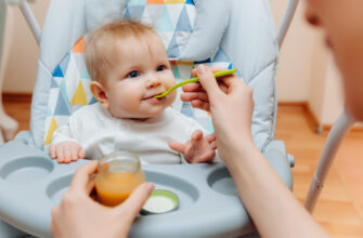 Première diversification alimentaire : quand commencer